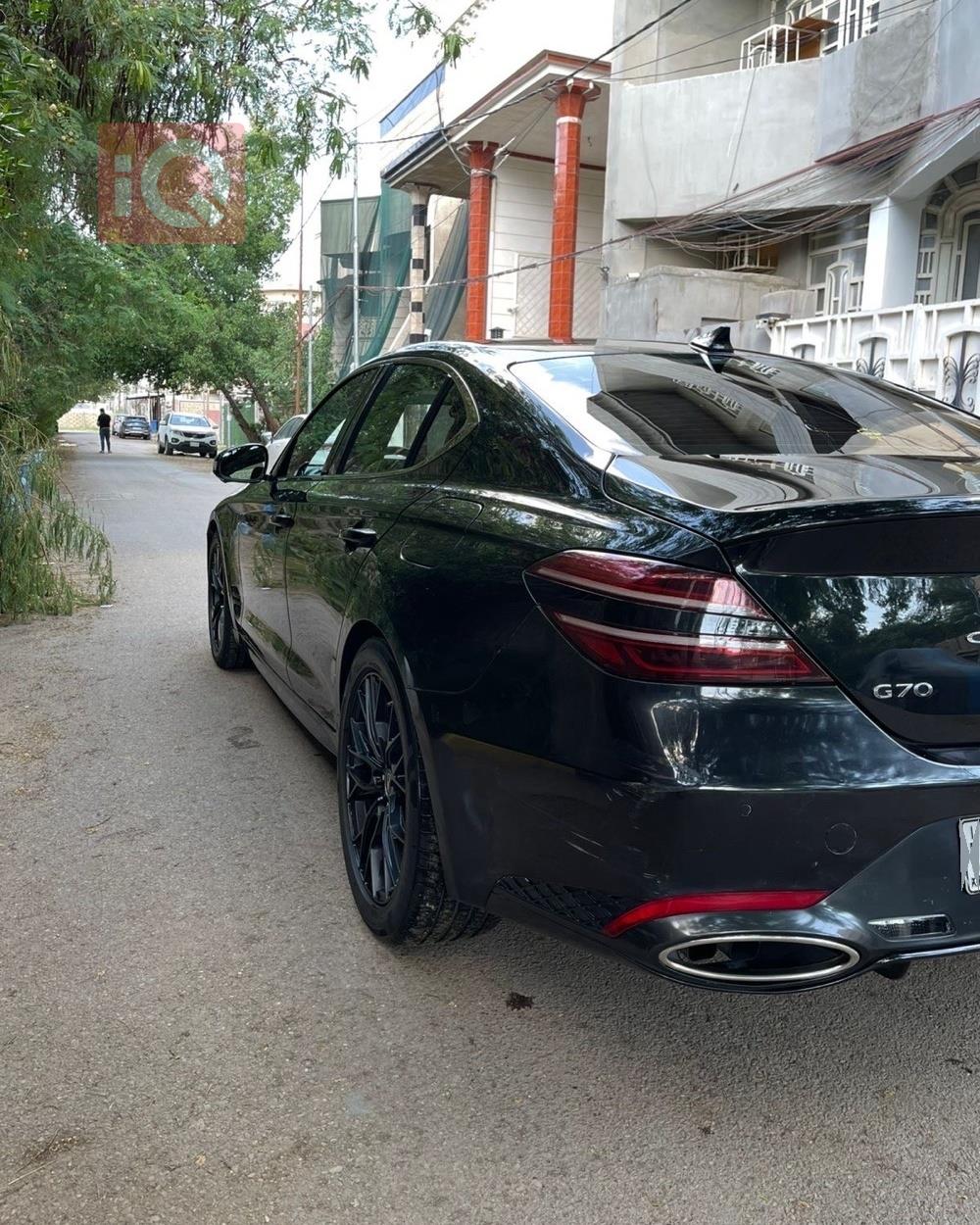 جنسس G70